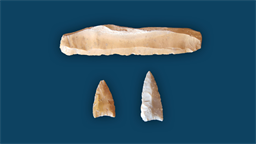 Grabbeigaben aus Silex aus den Steinkistengräbern; Fundort Gand-Eppan; 5000 - 3500 v. Chr.; ©Amt für Bodendenkmäler